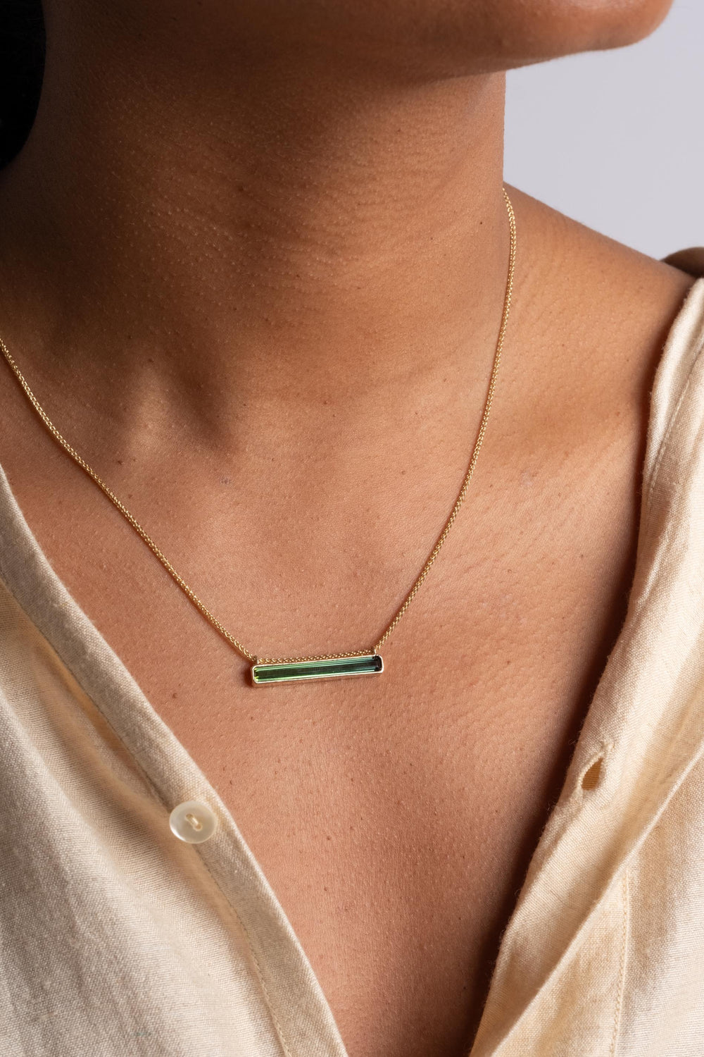 2.5c Green Tourmaline Baguette Una Necklace