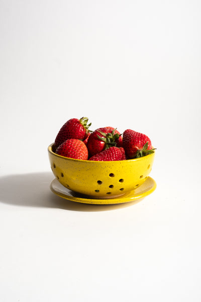 Small Berry Bowl in Yellow