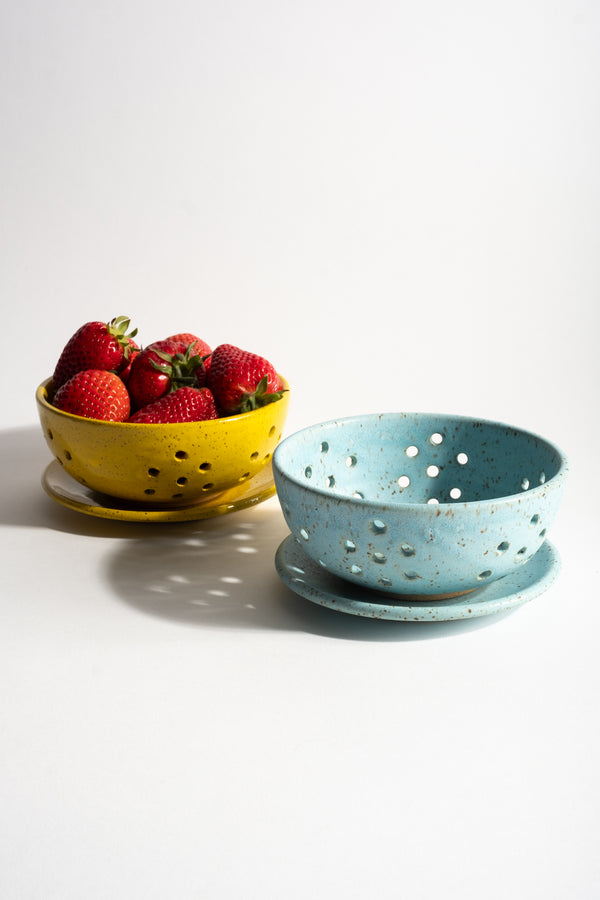 Small Berry Bowl in Yellow