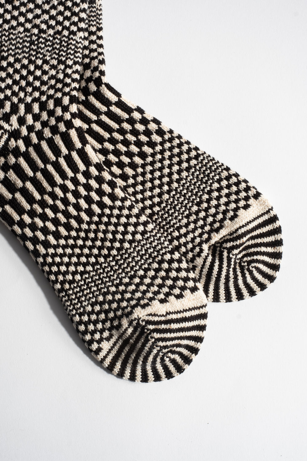 Warped Checker Crew Sock in Black