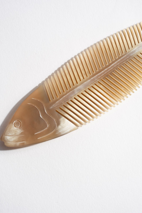 Fish Horn Comb