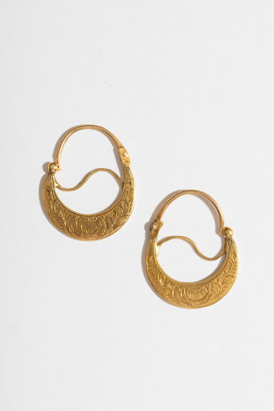 Vintage 14K Georgian Etched Hoops