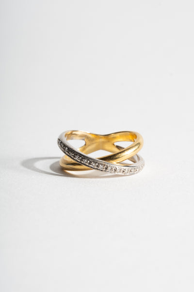 18K Diamond Crossover Ring