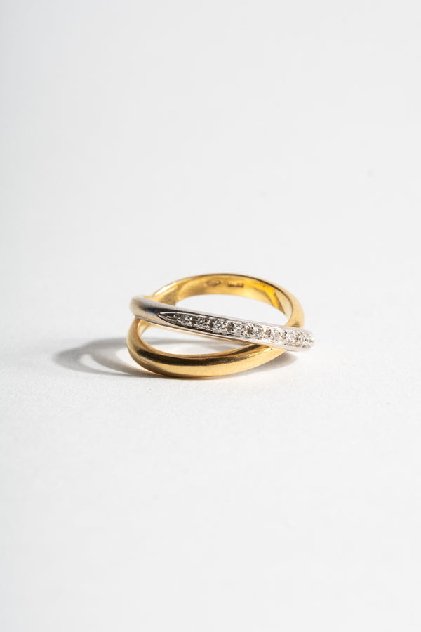 18K Diamond Crossover Ring