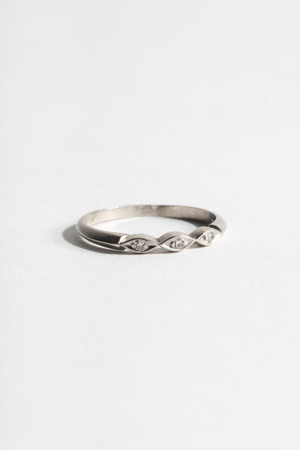 Platinum Deco 3-Stone Diamond Eye Band
