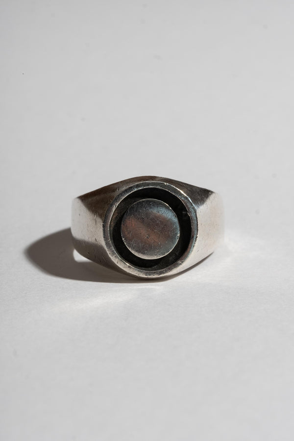 Vintage Sterling Circle Ring Front