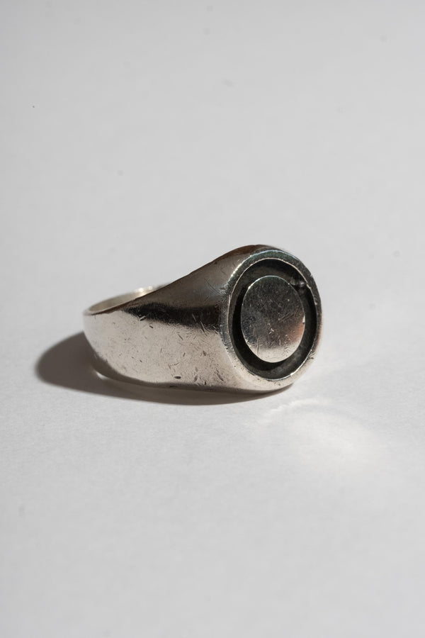 Vintage Sterling Circle Ring Side