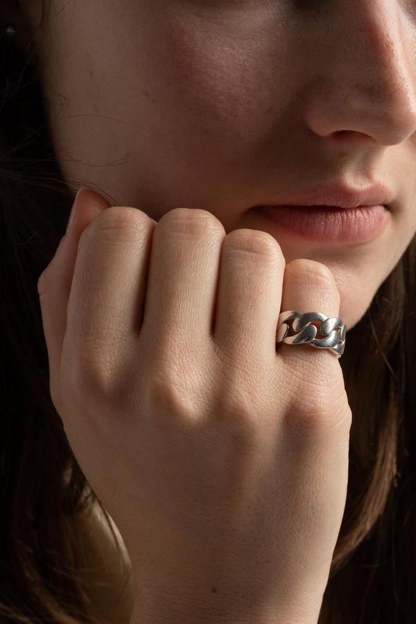 Sterling Curb Chain Ring