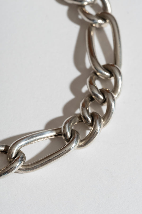 Vintage Sterling Rounded Figaro Chain Bracelet Detail