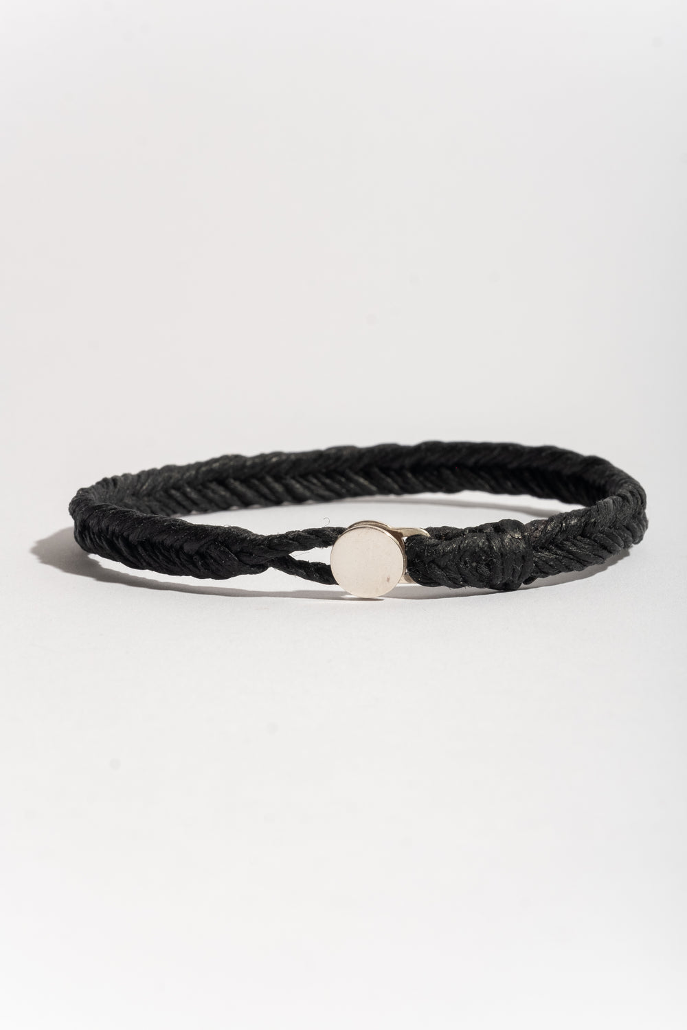 Classic Fishtail Button Bracelet in Black