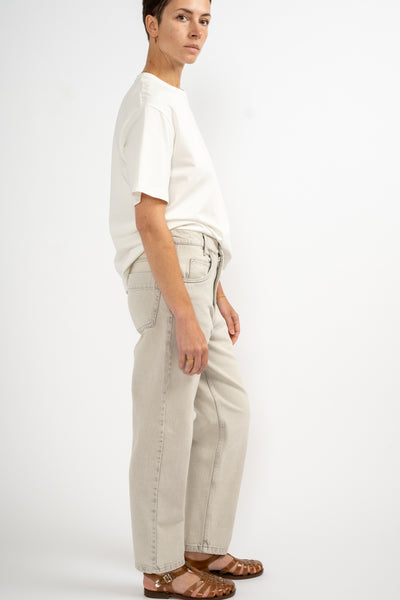 Jura Carrot Leg Pant in Pumice