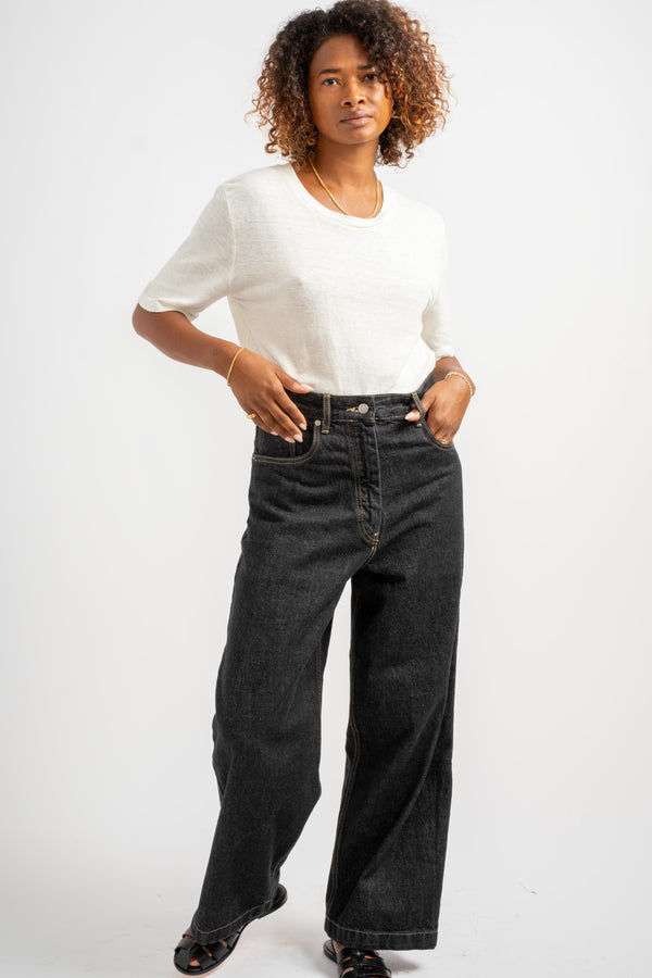Neive Curved Leg Pant in Black