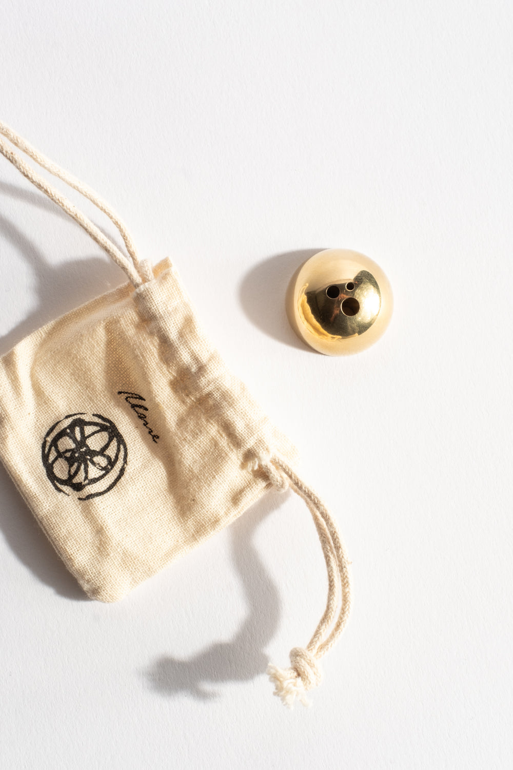 Dome Brass Incense Stick Holder in Gold