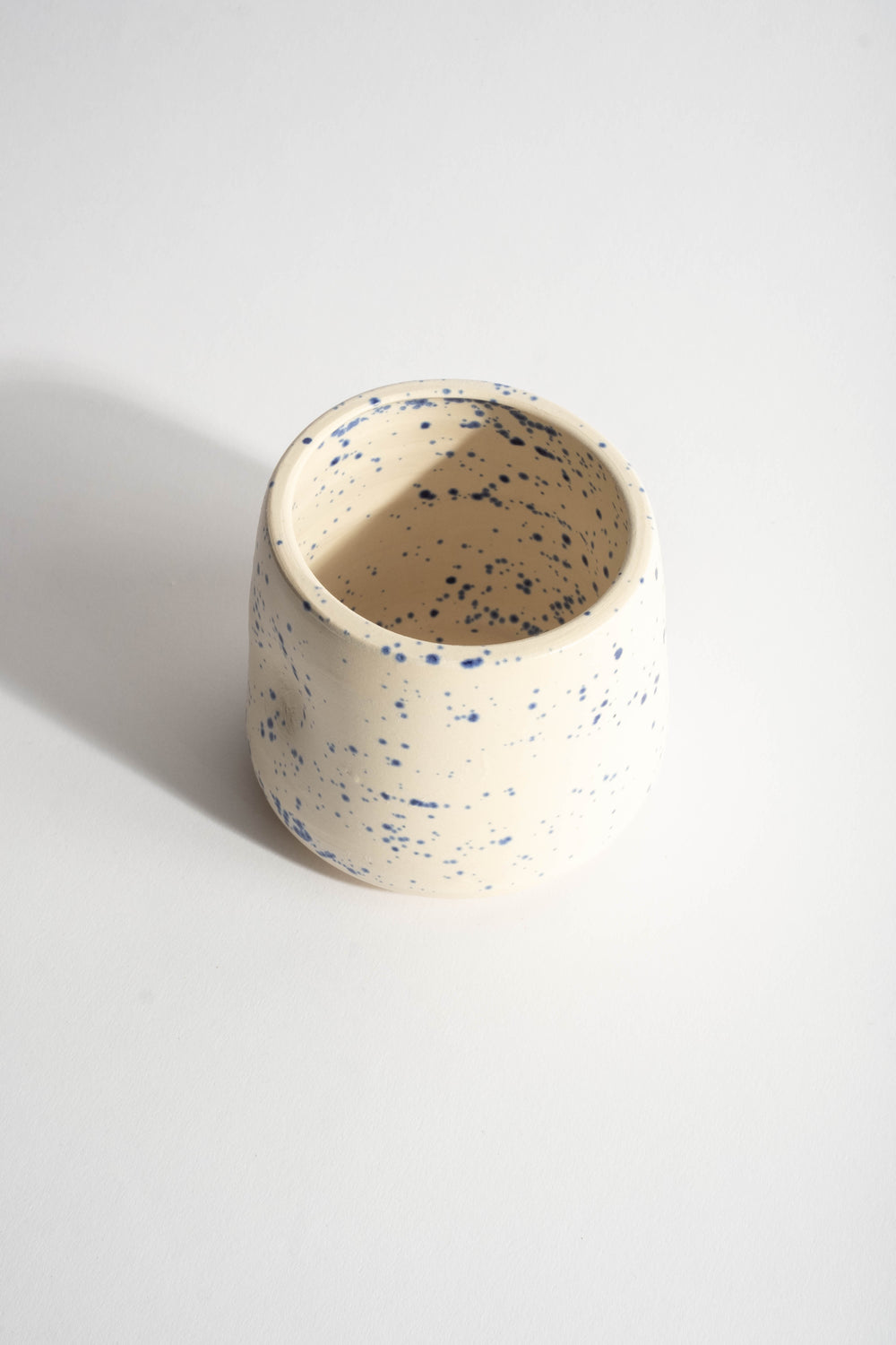 Dimple Cup in Speckled Blue