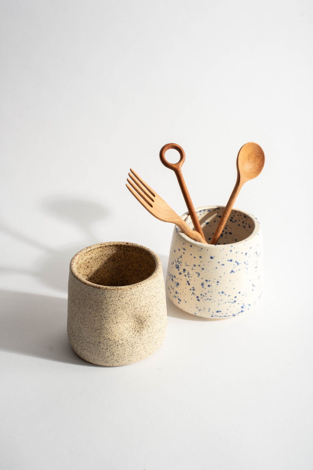 Dimple Cup in Speckled Blue