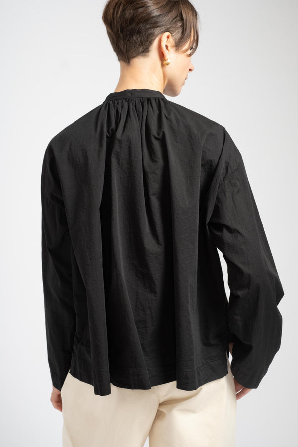 Shirrink Gathered Shirt in Black