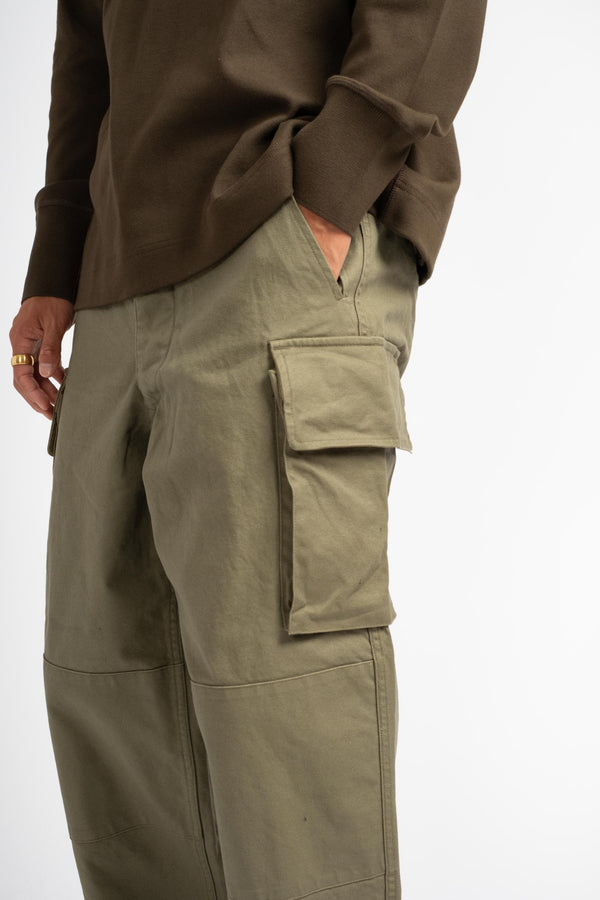 Cargo Pants in Olive