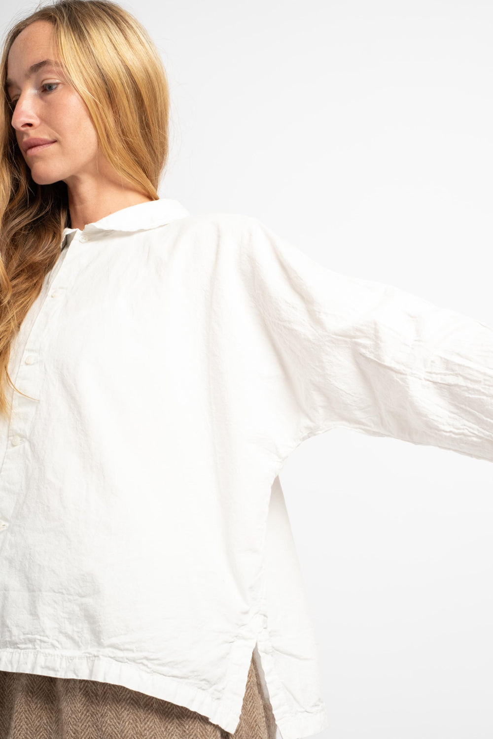 Round Collar Shirt in White