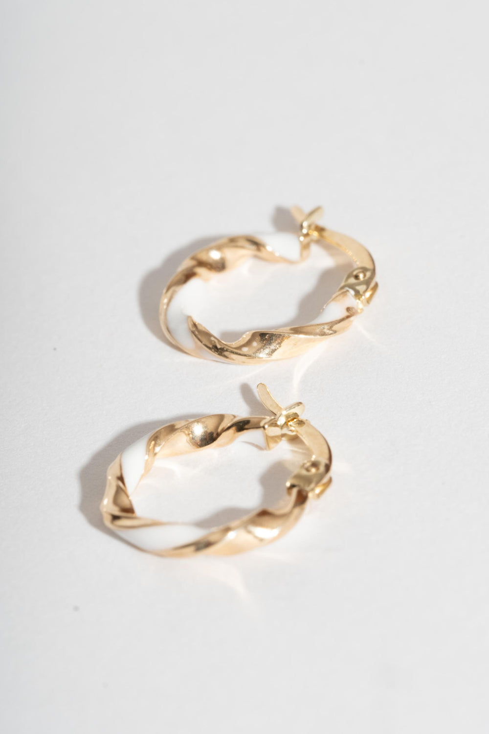 14K White Enamel Twist Hoops