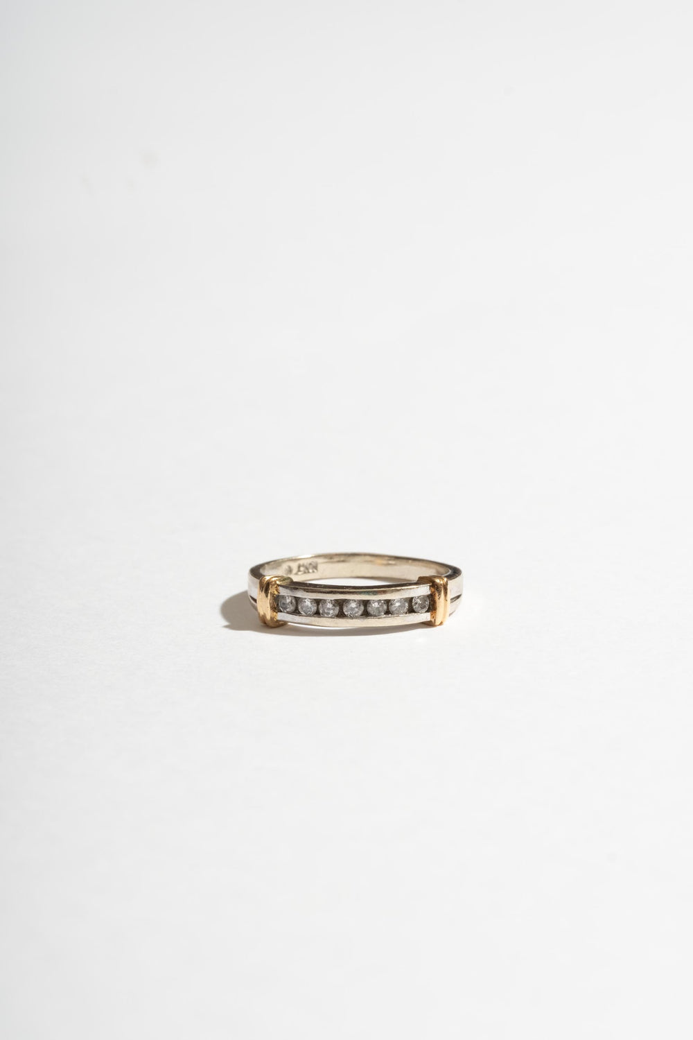10K Bicolor Diamond Band