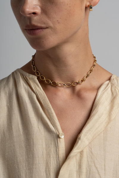 14K Oval Link Choker Necklace with Sapphire