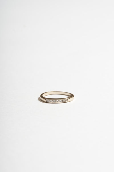 14K Plain White Gold 7 Diamond Band