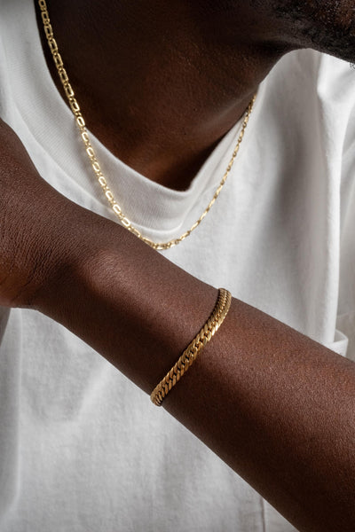 14K Tight Curb Chain Bracelet