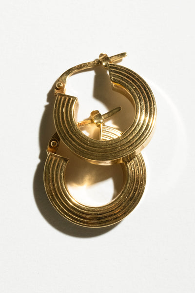 18K Ribbed Square Stock Hoops