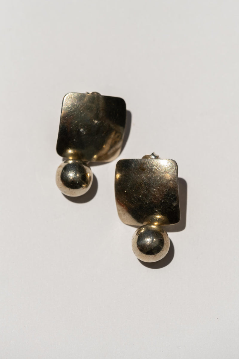 STERLING SQUARE STUDS WITH BAUBLE