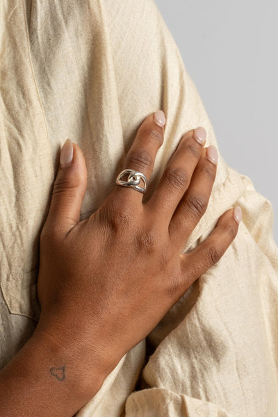 Sterling Interlocking Loop Ring