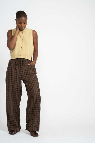 Cordera Linen Relaxed Checkered Pants on Model Front