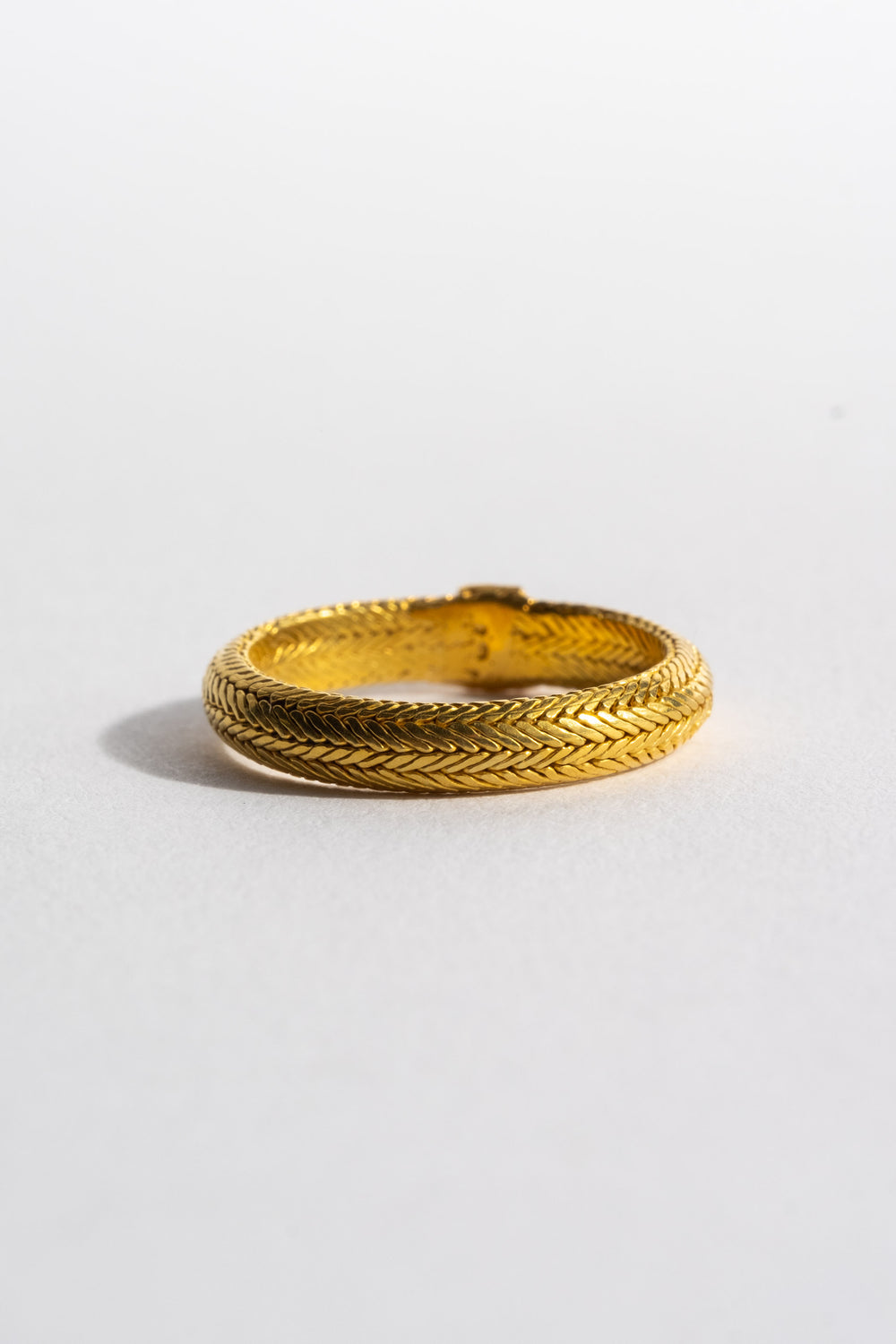 22K Yellow Gold Indian Round Woven Ring