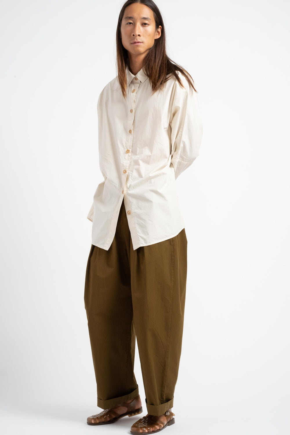 The Elastic Pant in Olive