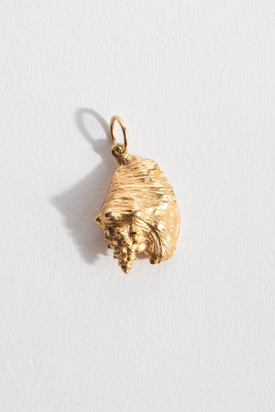 14K Enamel Conch Shell Pendant