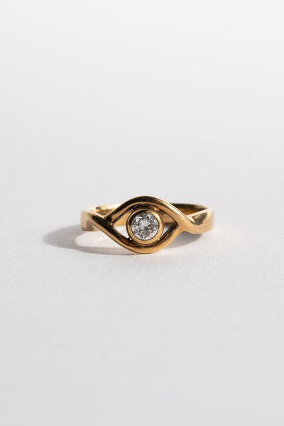 9K Diamond Eye Ring