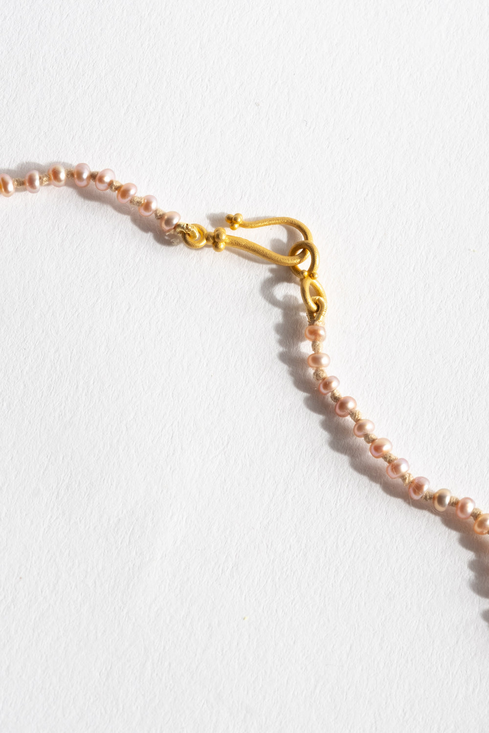 22K + Peach Pearl Strand