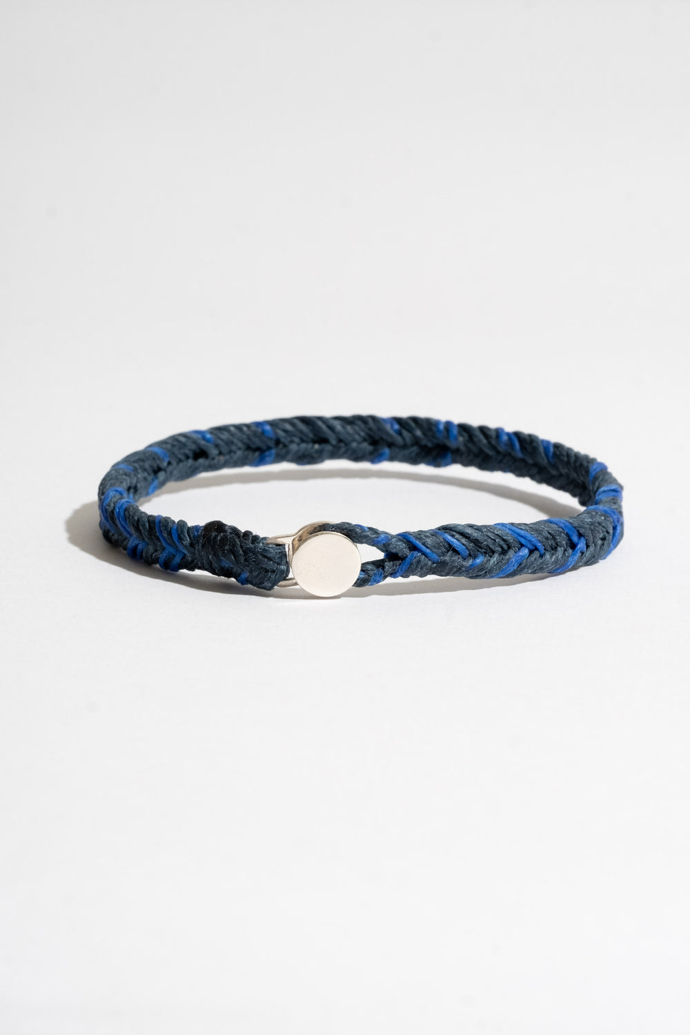 Classic Fishtail Button Bracelet in Denim Royal Fleck