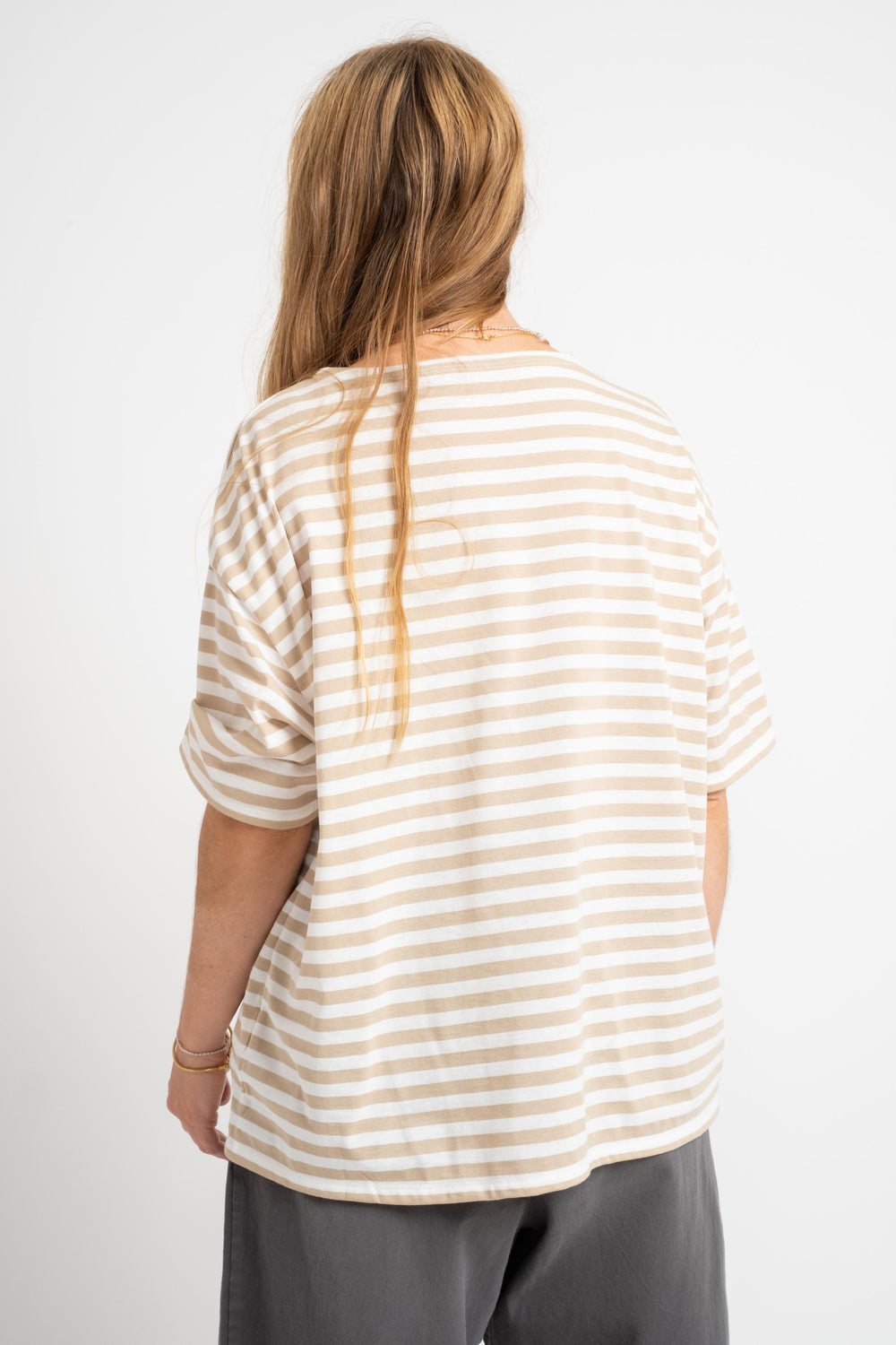 Border Half Sleeve Top In Beige