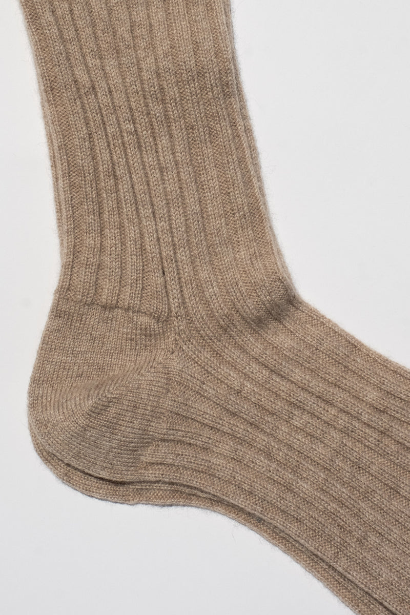 CASHMERE RIBBED SOCK IN BROWN