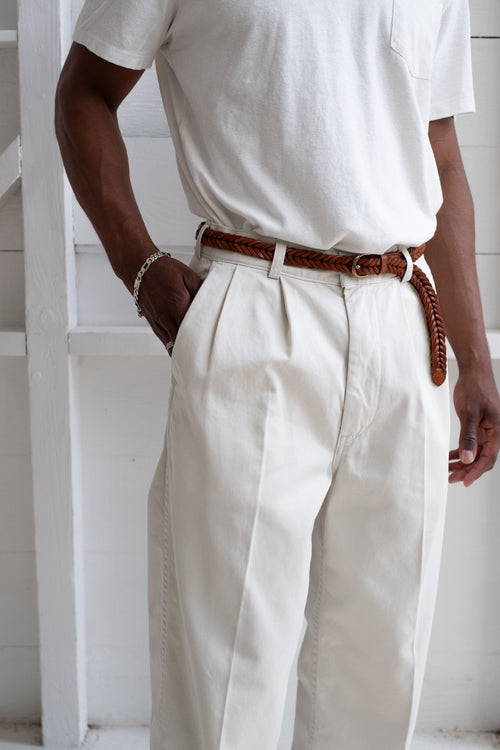 TWO TUCK WIDE TROUSER IN IVORY