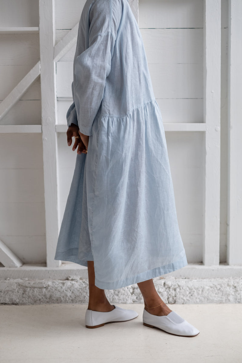 Ichi Antiquitiés | WOVEN LINEN SHIRT DRESS IN LIGHT BLUE – RELIQUARY