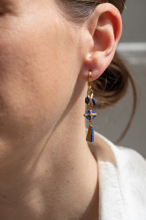 22K THREE DROP LAPIS EARRINGS