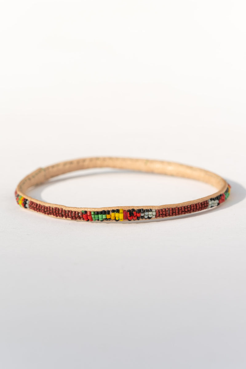 MALI BEADED BANGLE IN BURGUNDY