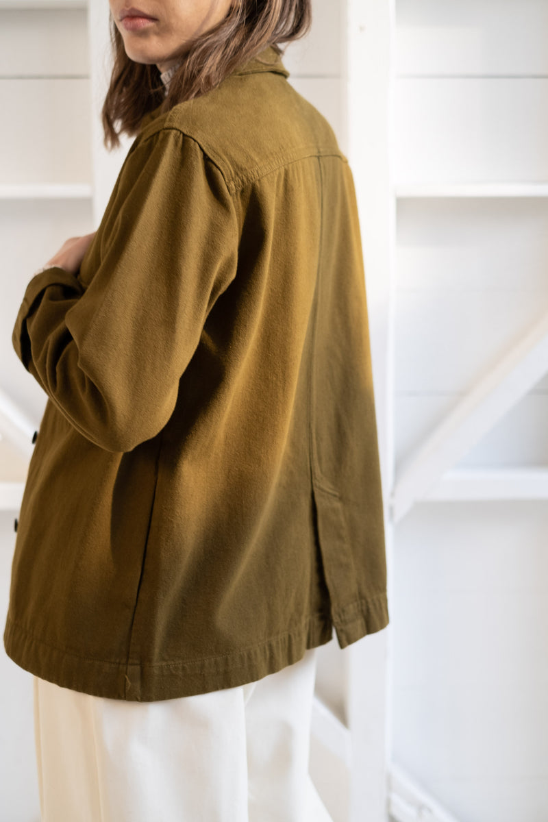 THE SHIRT JACKET IN OLIVE RECYCLED DENIM