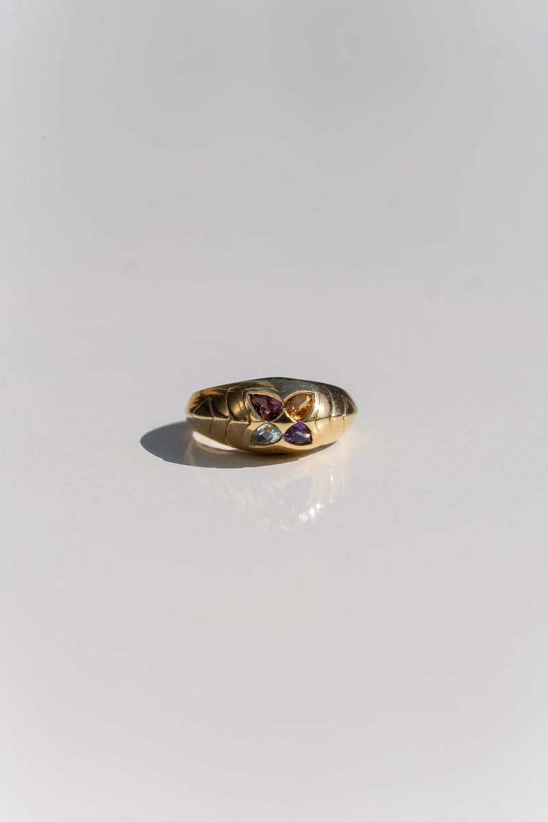 FRENCH MULTI STONE DAISY RING