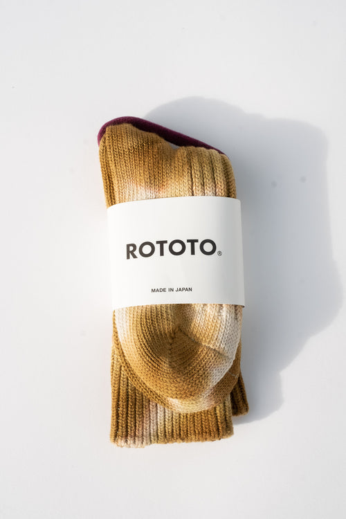 CHUNKY RIBBED TIE DYE CREW SOCKS IN BROWN/BEIGE