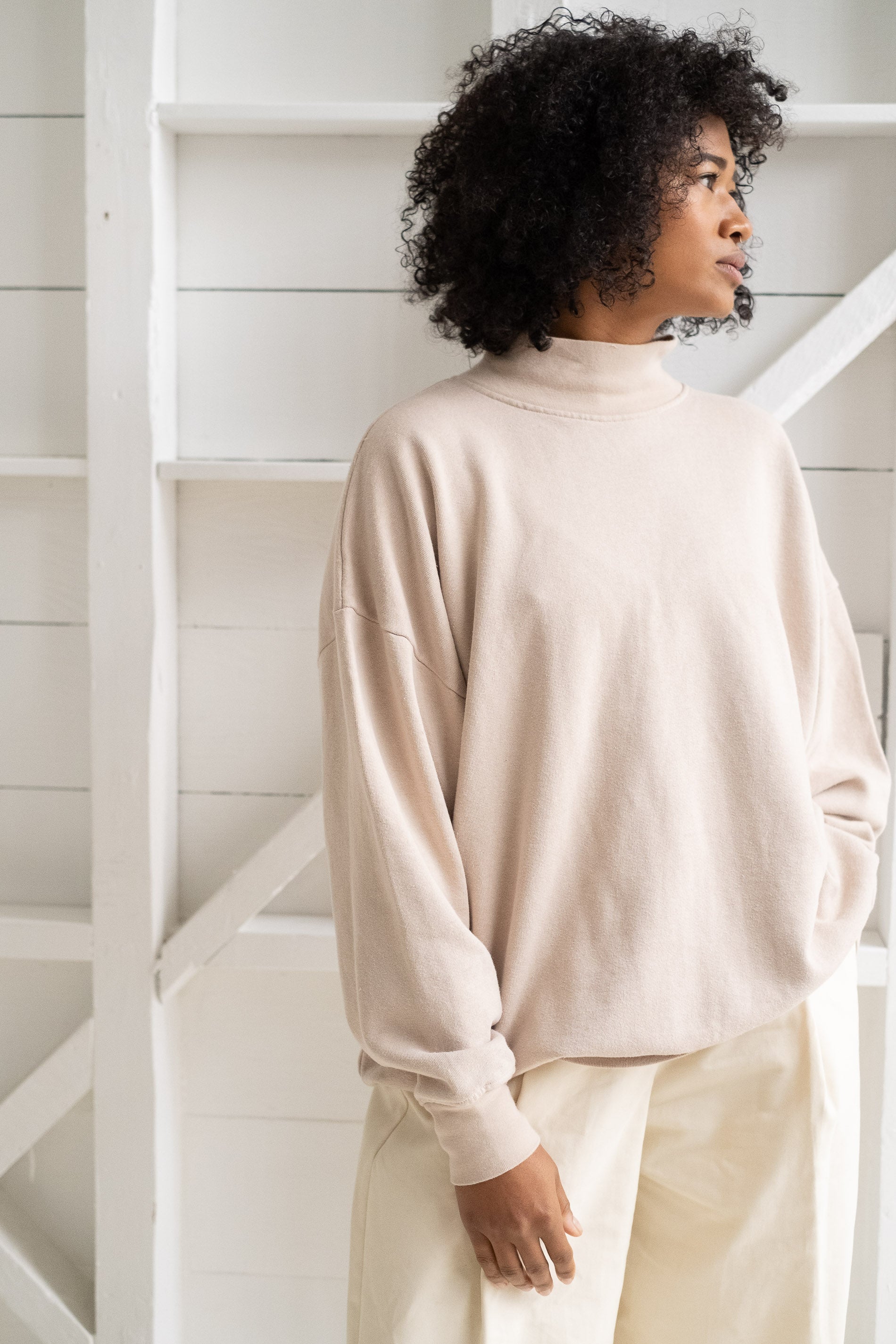 Reliquary House Line | THE MOCKNECK SWEATSHIRT IN OFF WHITE