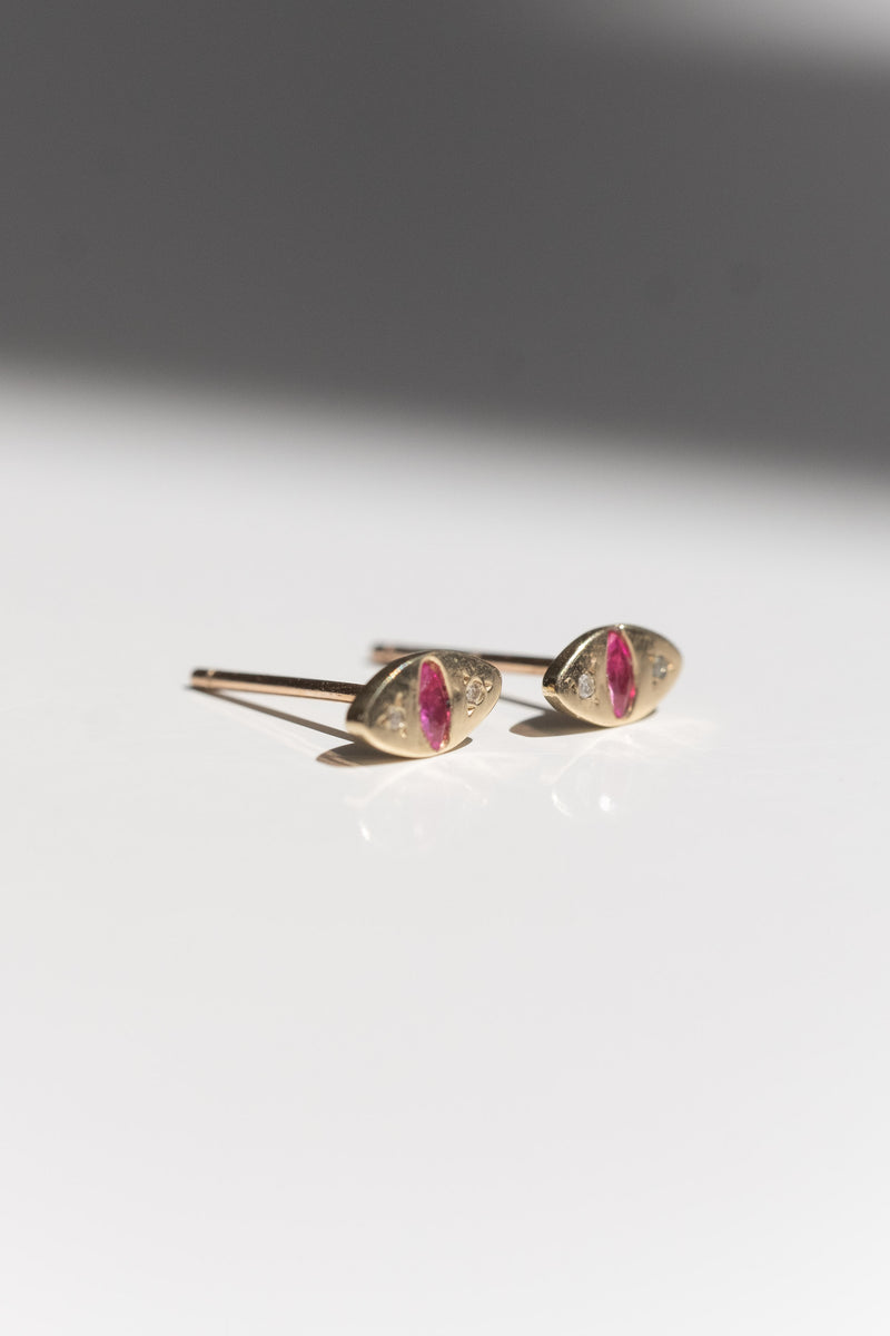 10K RUBY CAT EYE STUDS
