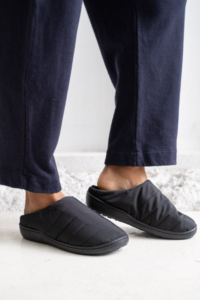 Nannen Outdoor Slipper In Black