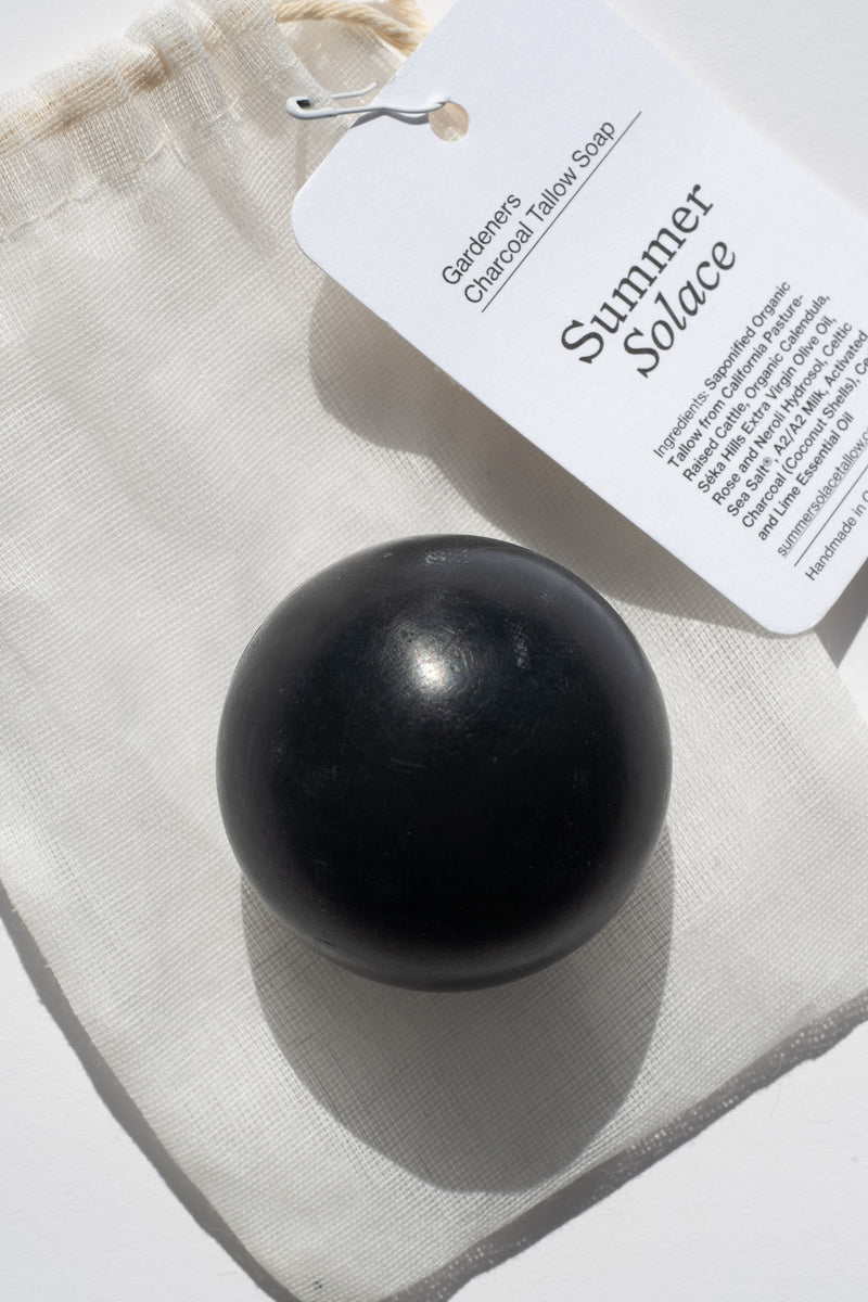 GARDENERS ACTIVATED CHARCOAL TALLOW SPHERE SOAP
